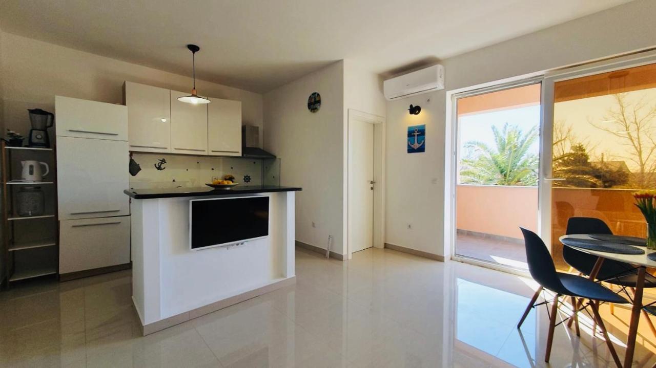 Apartman Petar Ražanac Extérieur photo