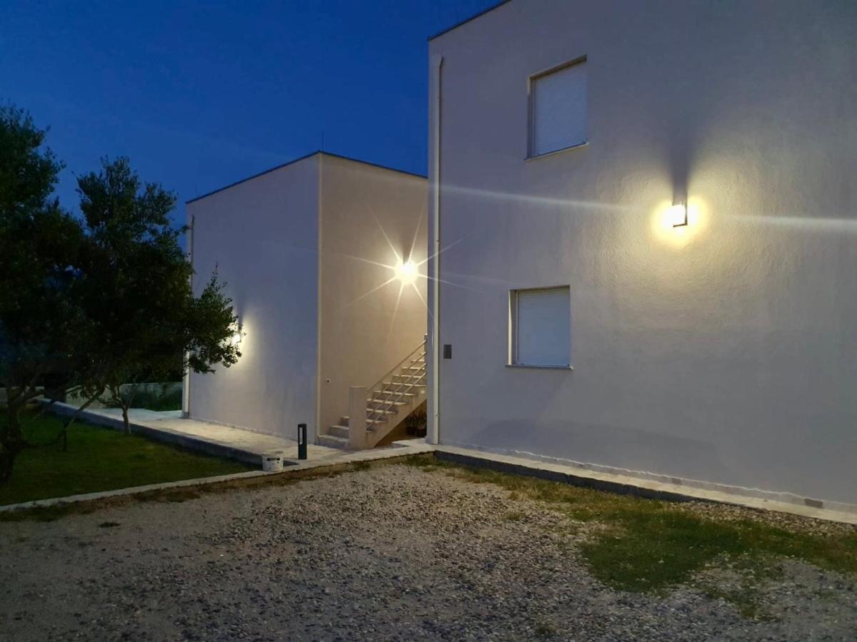 Apartman Petar Ražanac Extérieur photo