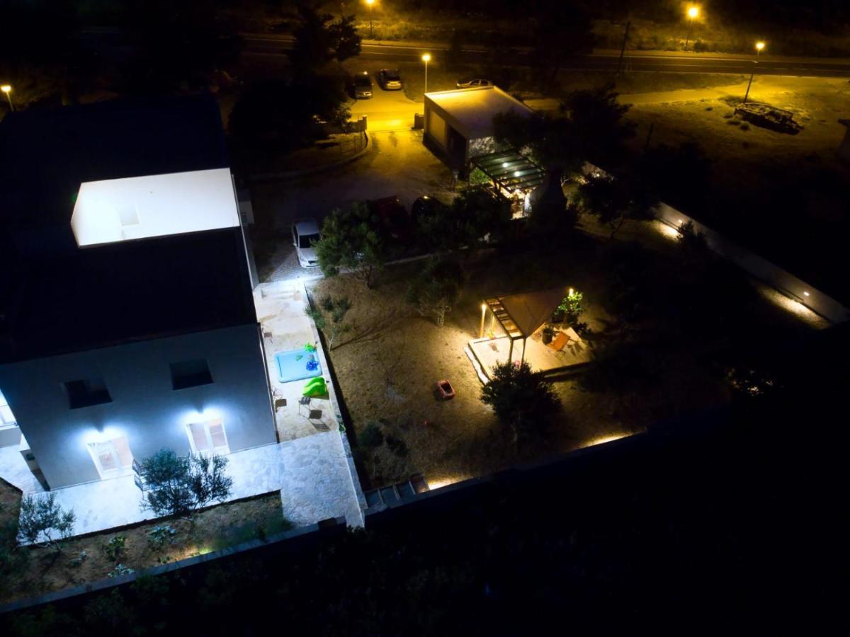 Apartman Petar Ražanac Extérieur photo